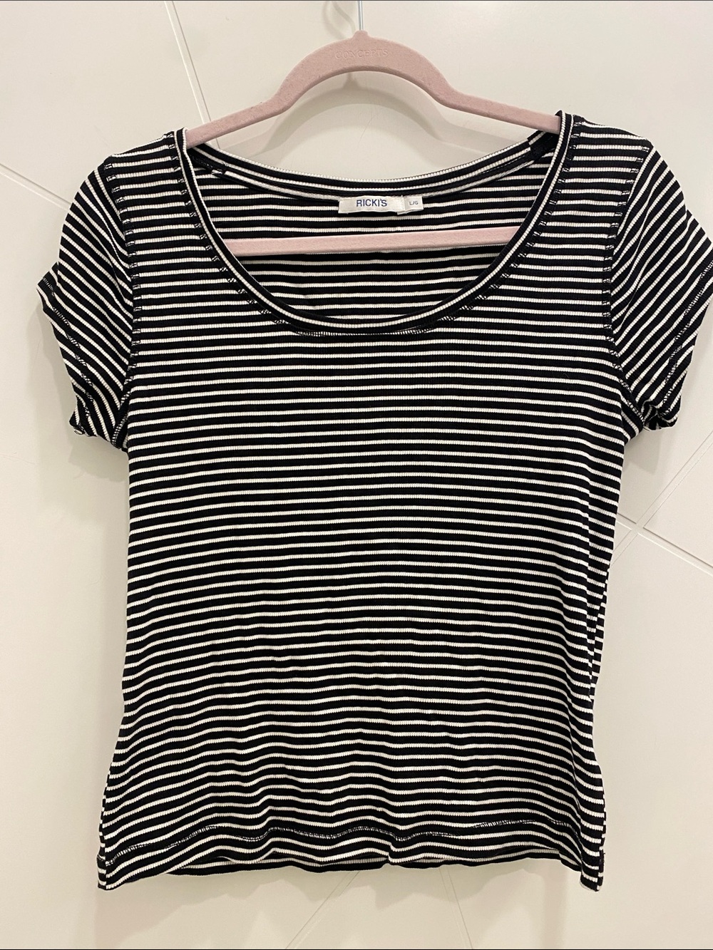 Ricki's Black & White Striped Scoop Neck Short Sleeve Top Size Large
